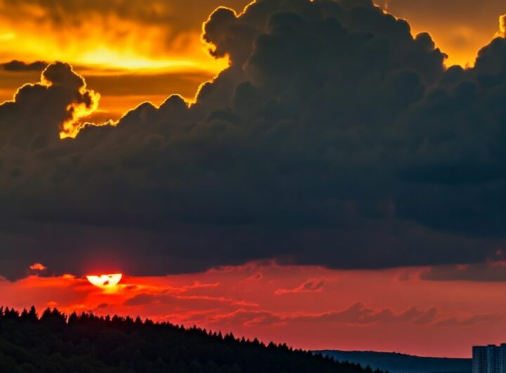 O pôr do sol é um símbolo de esperança para todos nós. É um lembrete de que, mesmo nos momentos mais difíceis, sempre há um novo dia para começar.